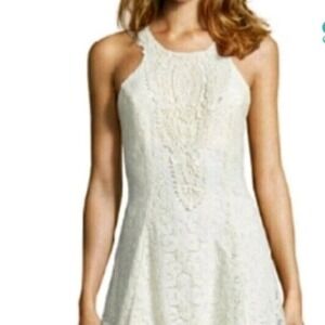 City Triangles Cream Lace Halter Neck Flare Dress Crochet Lined Juniors 9 (261)
